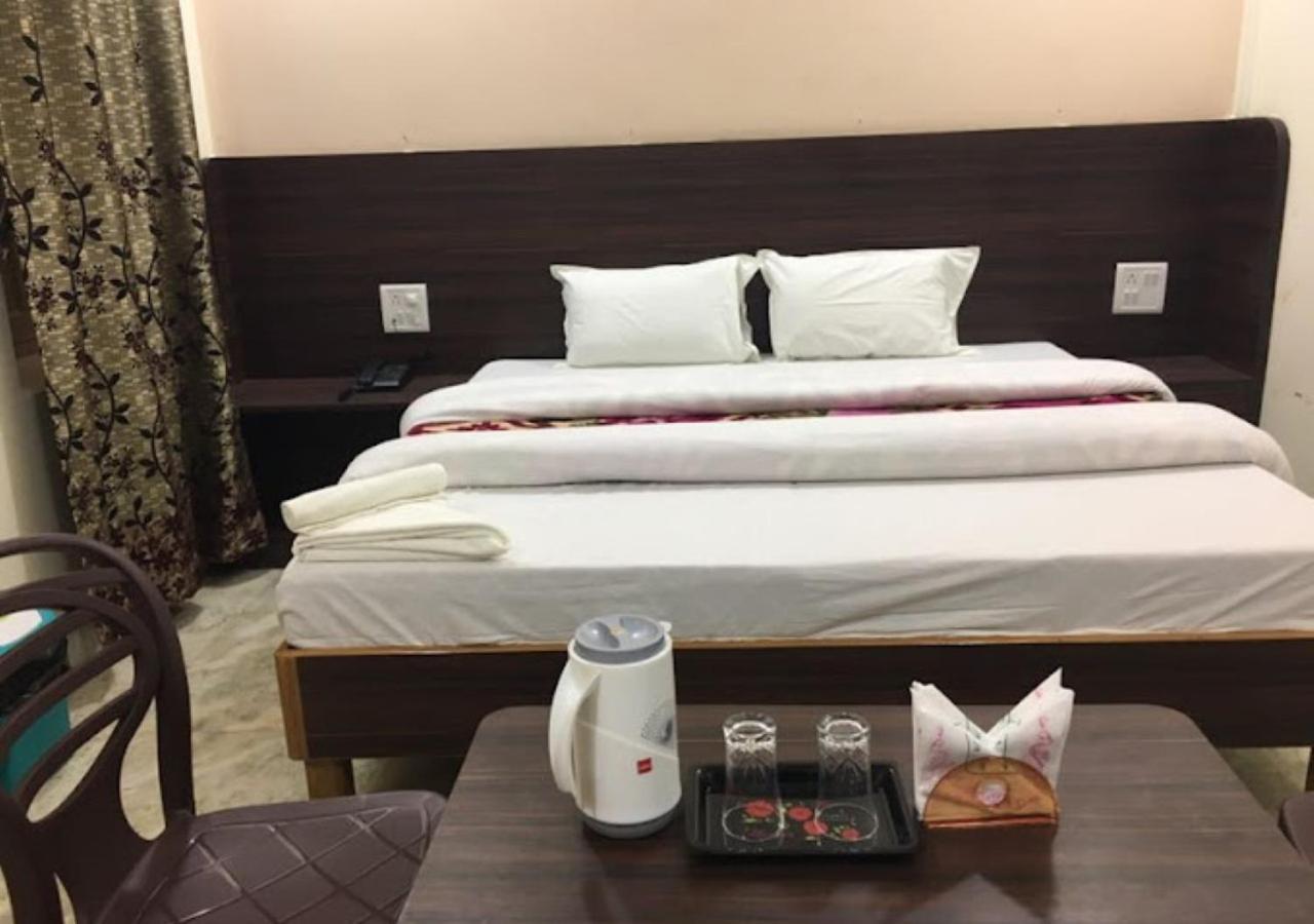 Liberty Guest House Varanasi Exterior foto