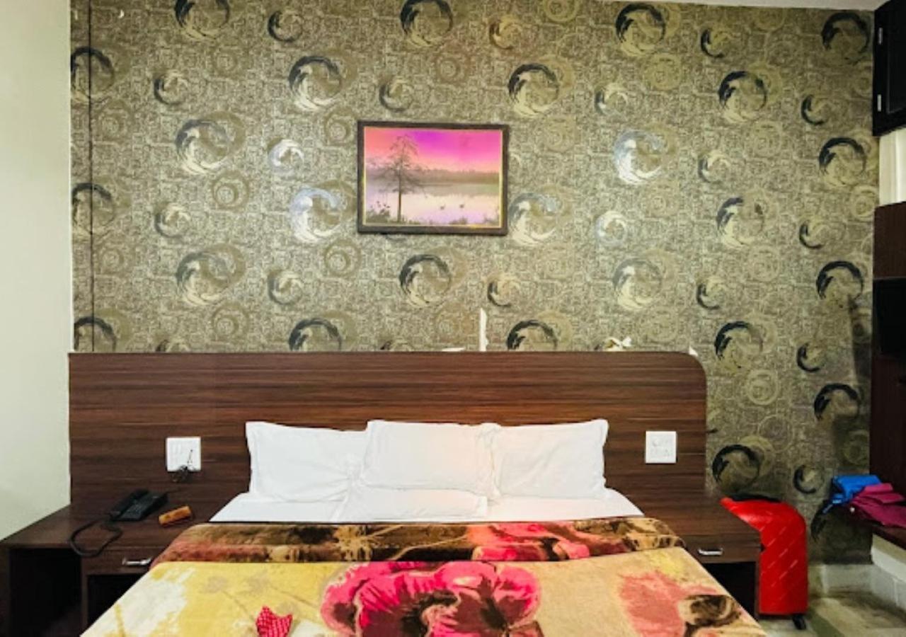 Liberty Guest House Varanasi Exterior foto