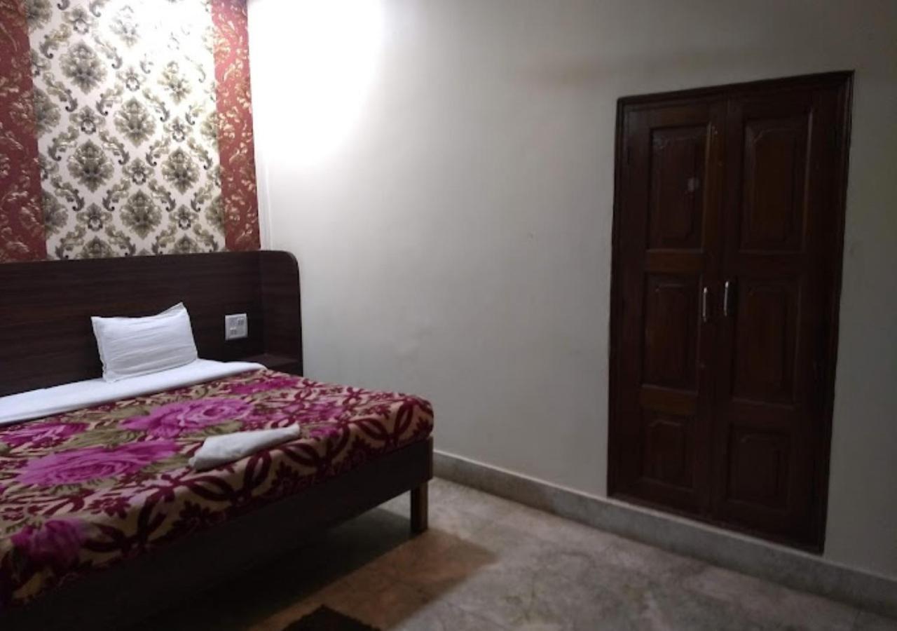 Liberty Guest House Varanasi Exterior foto