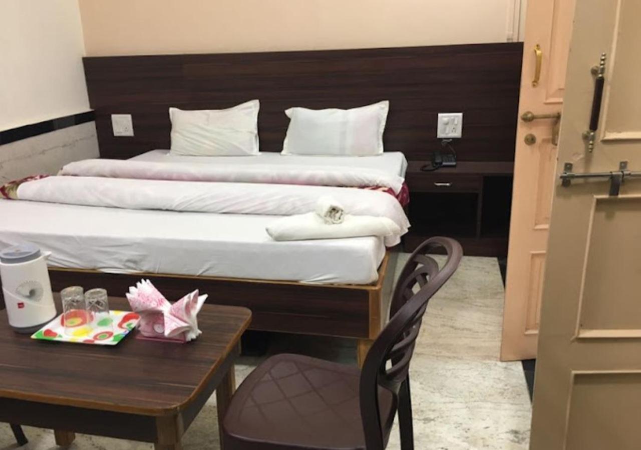 Liberty Guest House Varanasi Exterior foto